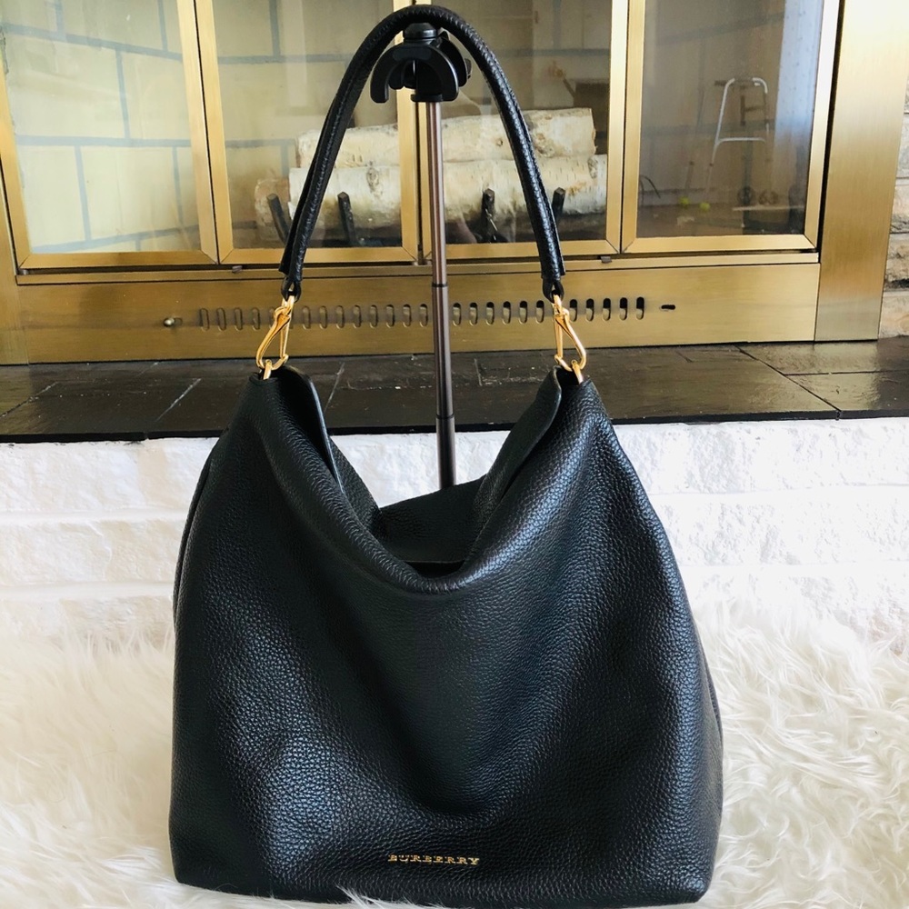 ‼️sold‼️Burberry Medium Cale Leather Hobo Bag